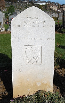 Lt-Col Gwido Langer's grave at Perth, Scotland