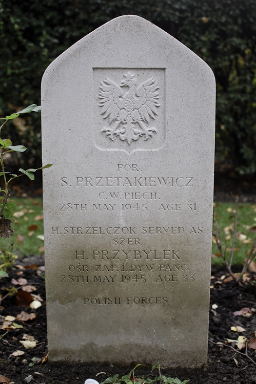 Henryk Strzelczok (served as Przybylek) Polish War Grave