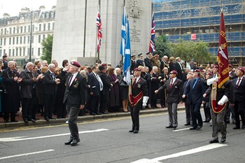 Parachute Regiment Association - Remembrance Sunday Glasgow 2011