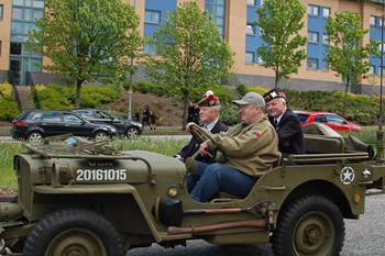 Landrover in the Glasgow Veterans Parade