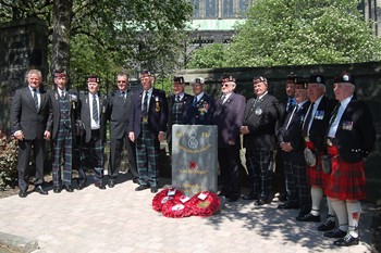 Veterans at the Memorial to the Royal Highland Fusiliers