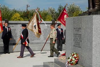 Polish Standards - Polish Armed Forces Memorial 2012