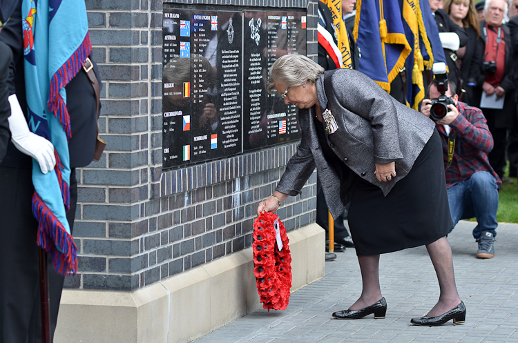 Marjory McLachlan Lord Lieutenant of Stirling and Falkirk - Spitfire Memorial Grangemouth