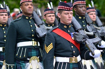 Argyll and Sutherland Highlanders Soldiers- Farewell Parade Stirling 2013