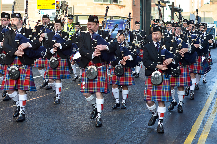 Scottish Fire and Rescue Pipe Band - Remembrance Sunday Glasgow 2014