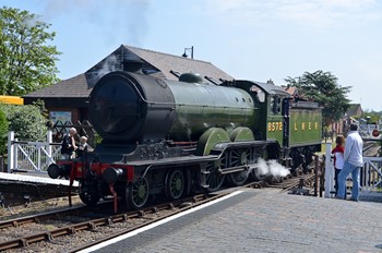 LNER 8572 Sheringham Station - North Norfolk Railway