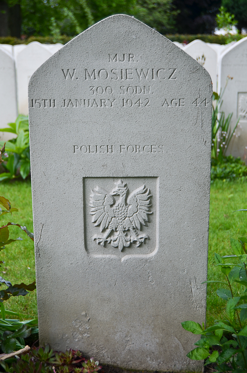 Waclaw Mosiewicz Polish War Grave