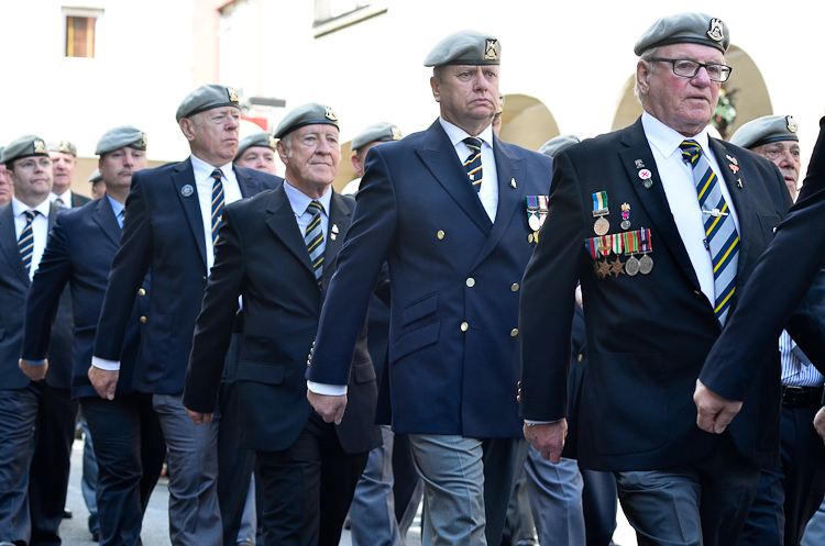 Royal Scots Dragoon Guards Veterans - Royal Mile Edinburgh 2015