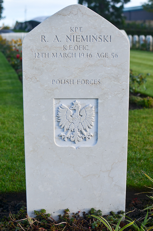 Roman Apolinary Nieminski Polish War Grave