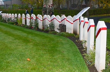 Perth Polish War Graves - Red &amp; White Sashes 2015