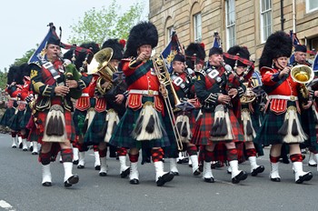 Homecoming Parade - RHF Pipes and Drums - Band Royal Regiment of Scotland