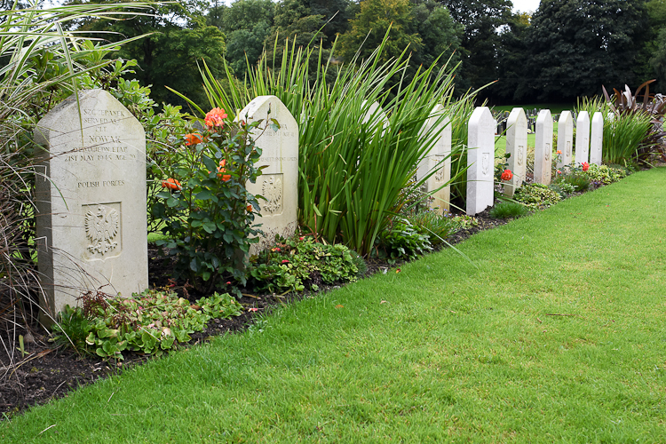 Polish war graves in Auchinleck cemetery, Ayrshire.