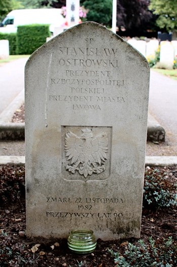 Stanislaw Ostrowski, Polish President-in-Exile, Grave at Newark