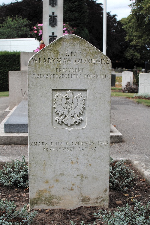 Wladyslaw Raczkiewicz, Polish President-in-Exile, Grave at Newark