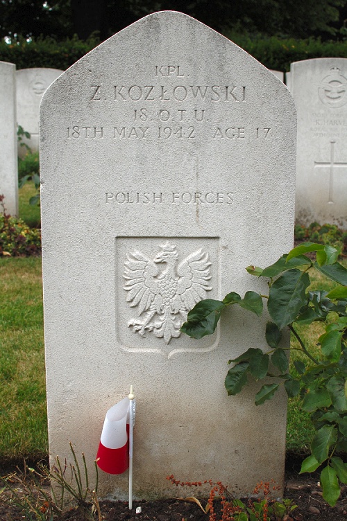 Polish War Grave - Kpl  Zdzistaw Kozlowski - Newark, England