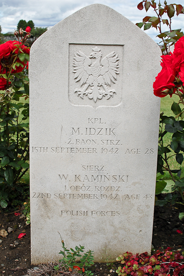 W Kamiński Polish War Grave