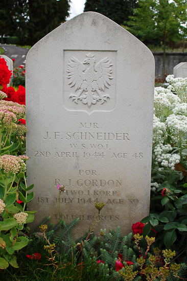 Julian Schneider Polish War Grave