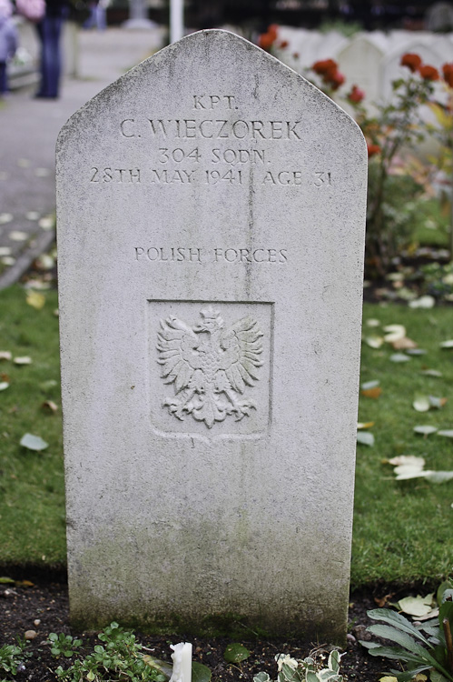 Cezary Wieczorek Polish War Grave