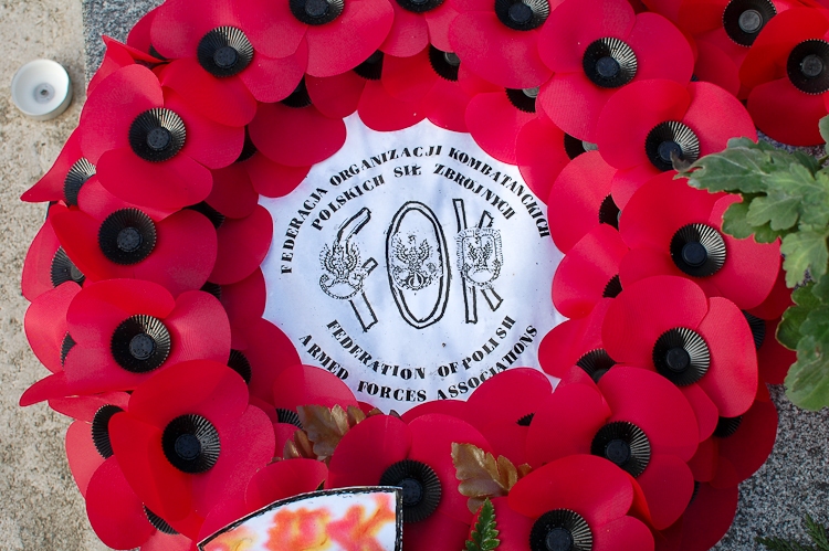 Wreath - Federation of Polish Armed Forces Associations - Newark Cemetery