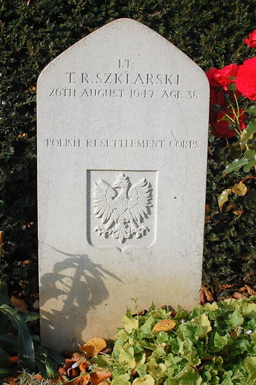 Tadeusz Roman Szklarski Polish War Grave
