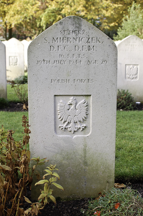 Stanislaw Mierniczek Polish War Grave