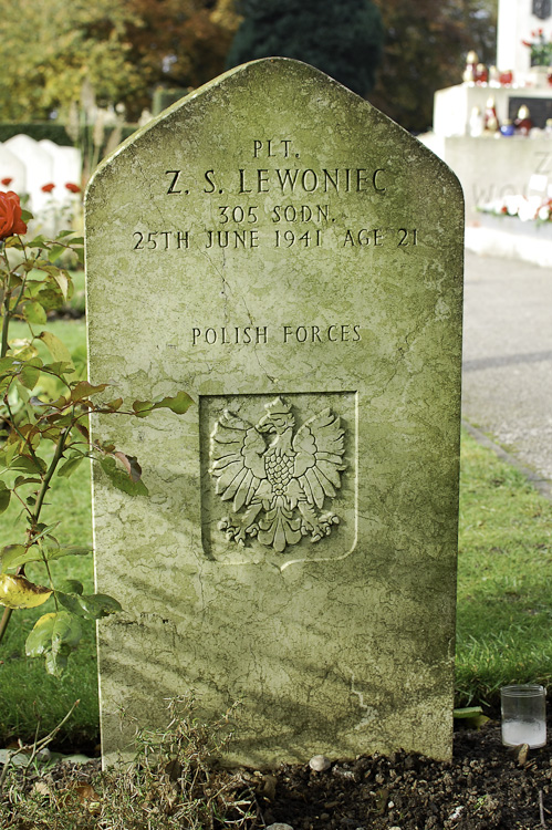 Zbigniew Stanislaw Lewoniec Polish War Grave