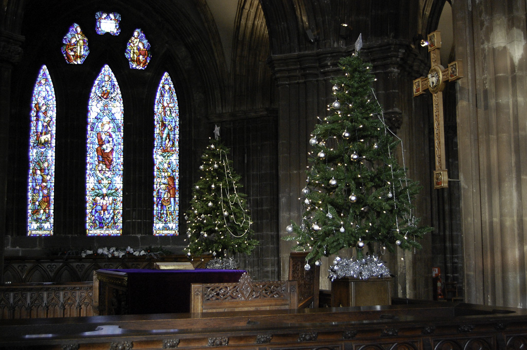 Glasgow Cathedral at Christmas 2009 - Communion Table (Scotland)