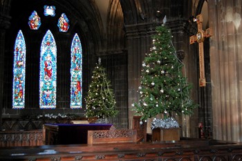 Glasgow Cathedral at Christmas 2009 - Communion Table (Scotland)