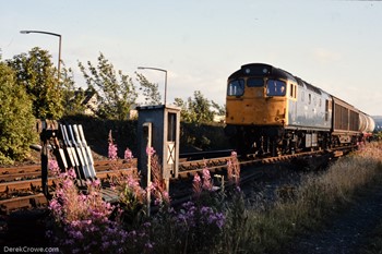 27102 Grangemouth 1981 British Rail