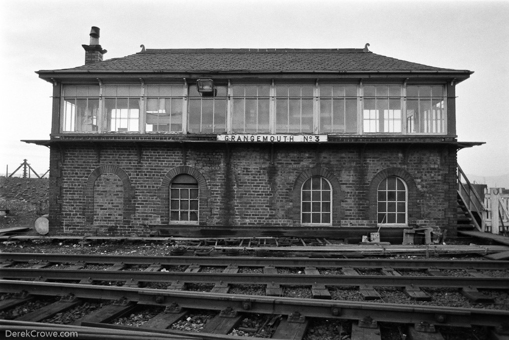 Grangemouth No. 3 Signalbox 1982