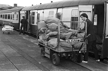 Mail by Rail Stirling Station 1983 British Rail