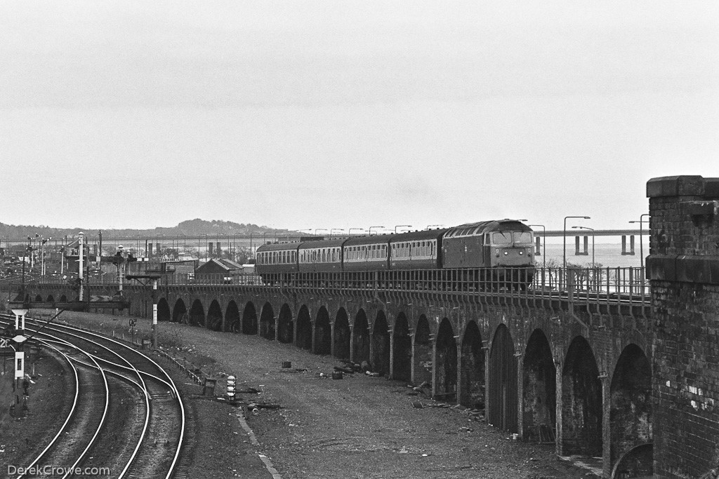 47009 Dundee Tay Bridge Railway Station 1984