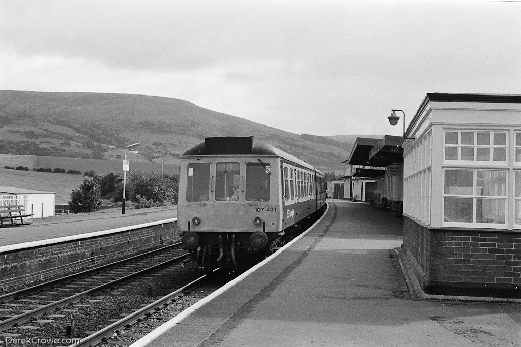 DMU Girvan Railway Station 1988