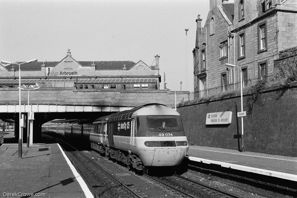HST Arbroath Railway Station 1988