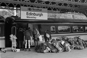 Luggage Edinburgh Waverley Railway Station 1989 British Rail