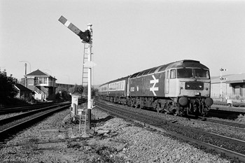 Class 47 no. 633 Stirling Station 1989 British Rail